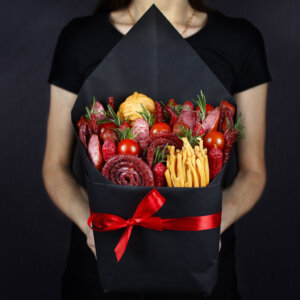 Съедобный букет «Кит-Гоу» фото 4