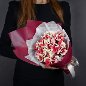 Гортензии из шоколада «Рубин» 7 бутонов. Фото 1