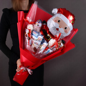 Букет из конфет «Киндер-Нова» в красной упаковке. Фото 1