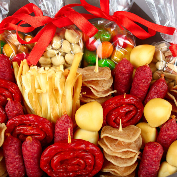 Съедобный букет «Янг-Турбо» в черной упаковке. фото 2