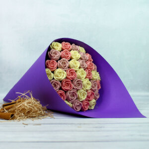 Розы из шоколада «Пульсар» 37 в картоне фиолетовый. Фото 2